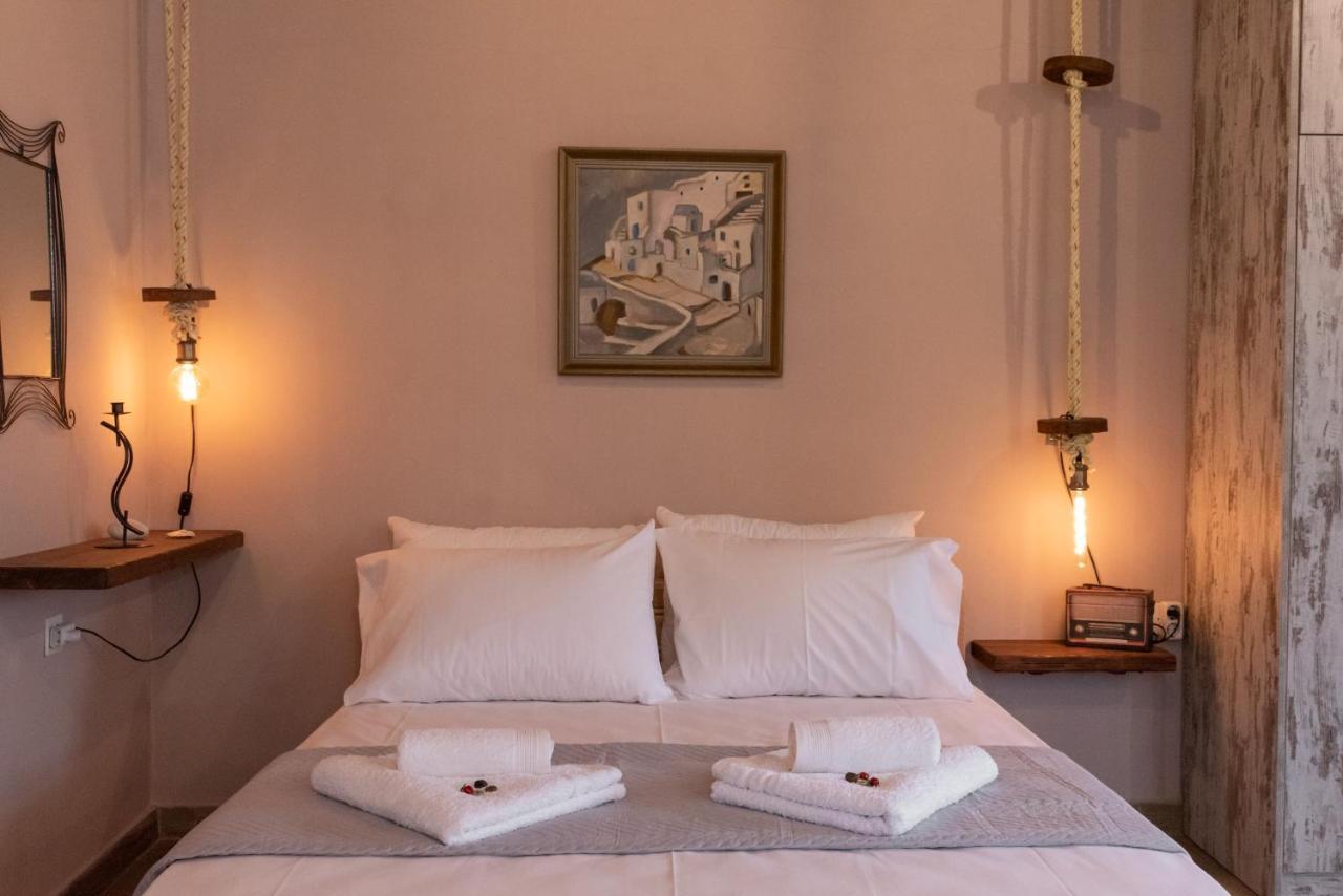 Mozart House Studio Amarynthos Bagian luar foto
