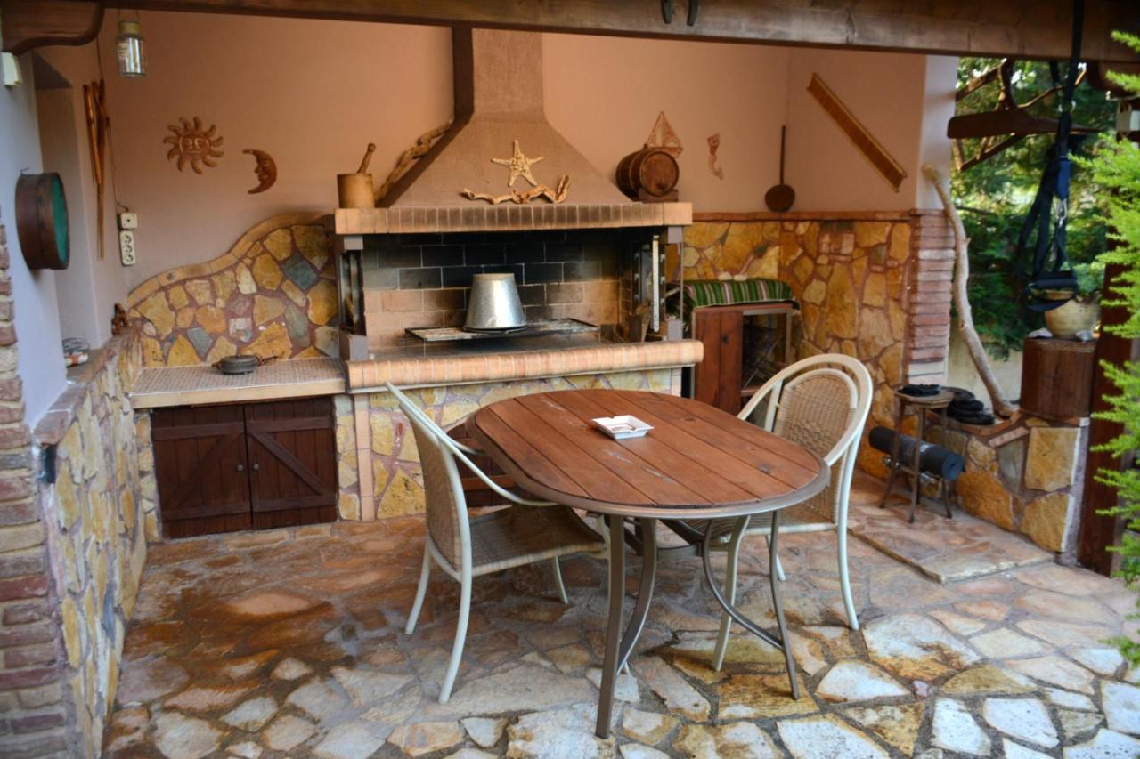 Mozart House Studio Amarynthos Bagian luar foto