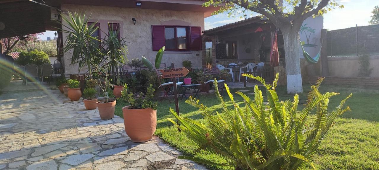Mozart House Studio Amarynthos Bagian luar foto
