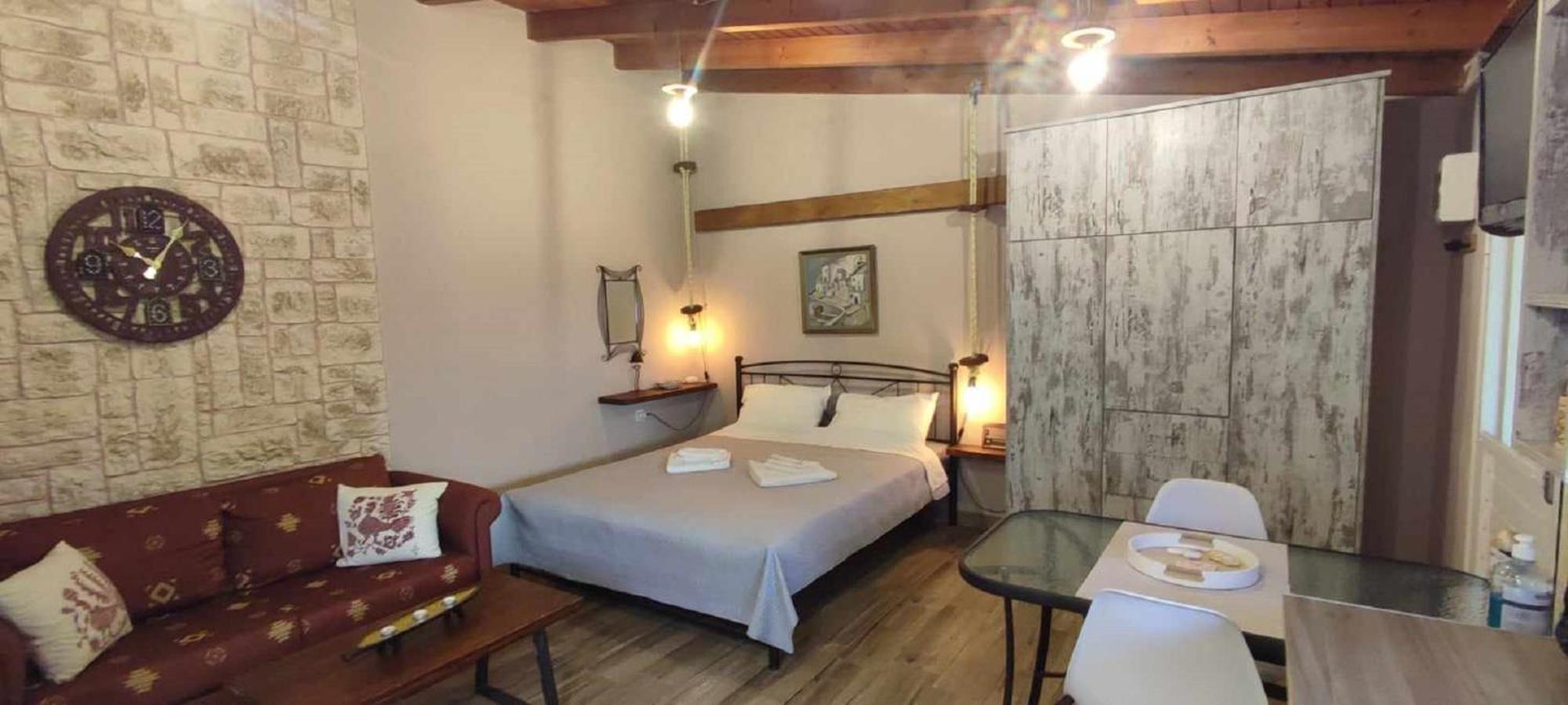 Mozart House Studio Amarynthos Bagian luar foto